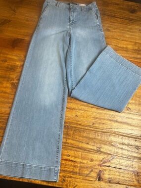BCBGeneration Light Blue Wide-Leg Jeans